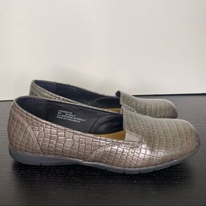 comfortview Leisa metallic flats slip on shoes 9